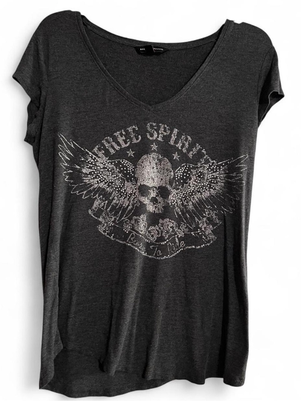VTG Rock & Republic Women's Charcoal 'Free Spirit' V‑Neck Graphic Tee